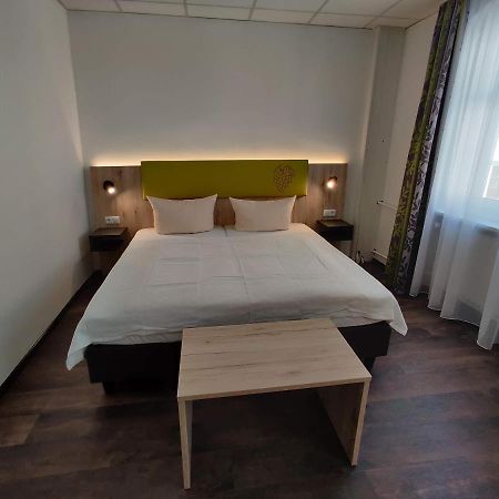Hotel Goldene Traube Günzburg Dış mekan fotoğraf