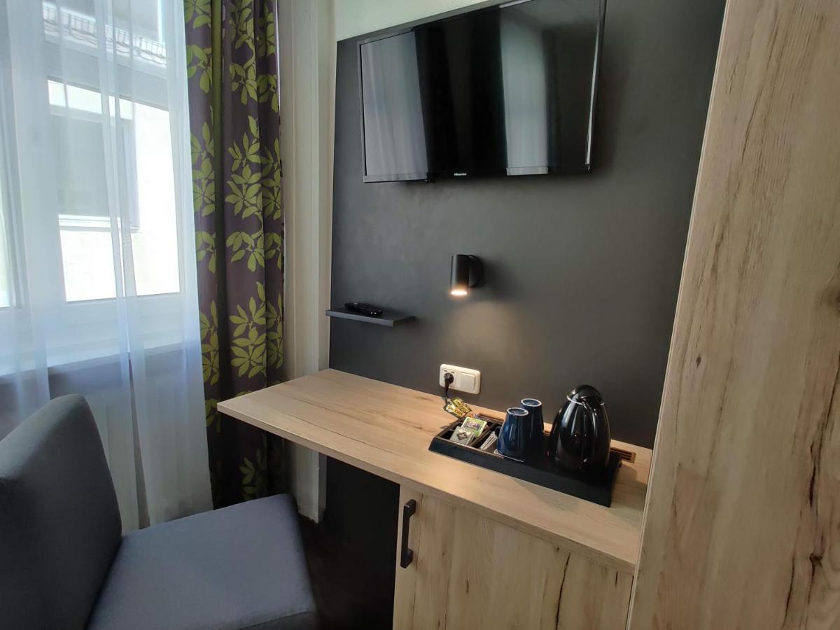Hotel Goldene Traube Günzburg Dış mekan fotoğraf