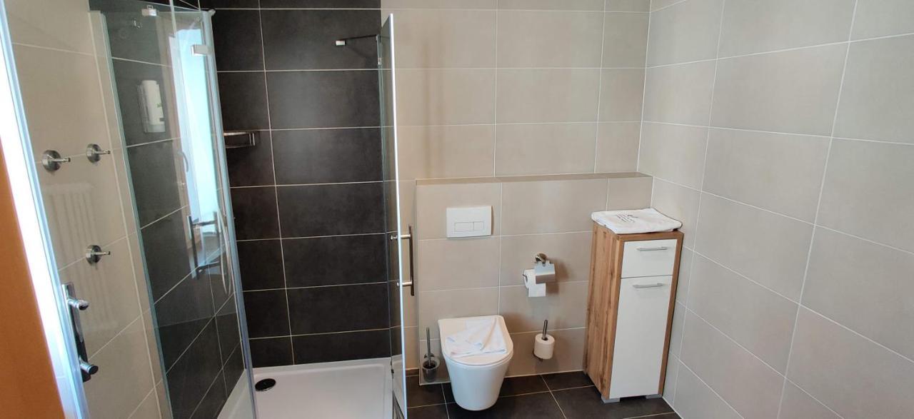 Hotel Goldene Traube Günzburg Dış mekan fotoğraf