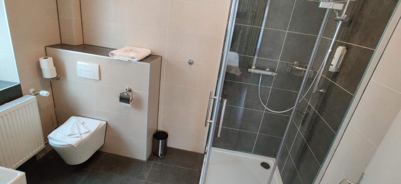 Hotel Goldene Traube Günzburg Dış mekan fotoğraf