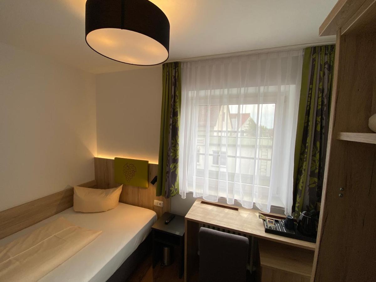 Hotel Goldene Traube Günzburg Dış mekan fotoğraf